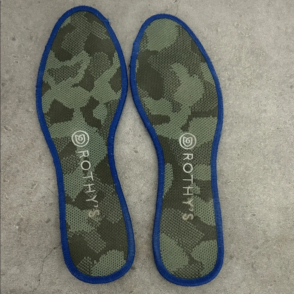 Rothy's Women's Green Camo Knit Flats with Blue Trim - Picture 4 of 4